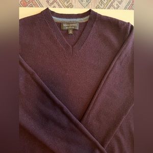 Banana Republic merino wool V neck sweater .